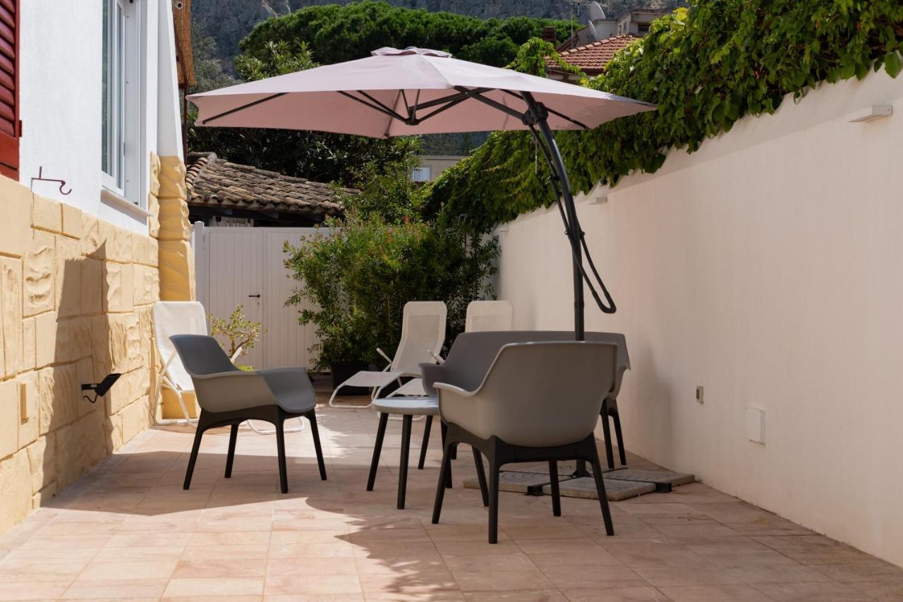 Bri&Bri Mondello Bed & Breakfast Palermo Bagian luar foto