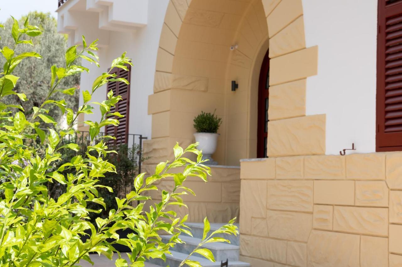 Bri&Bri Mondello Bed & Breakfast Palermo Bagian luar foto